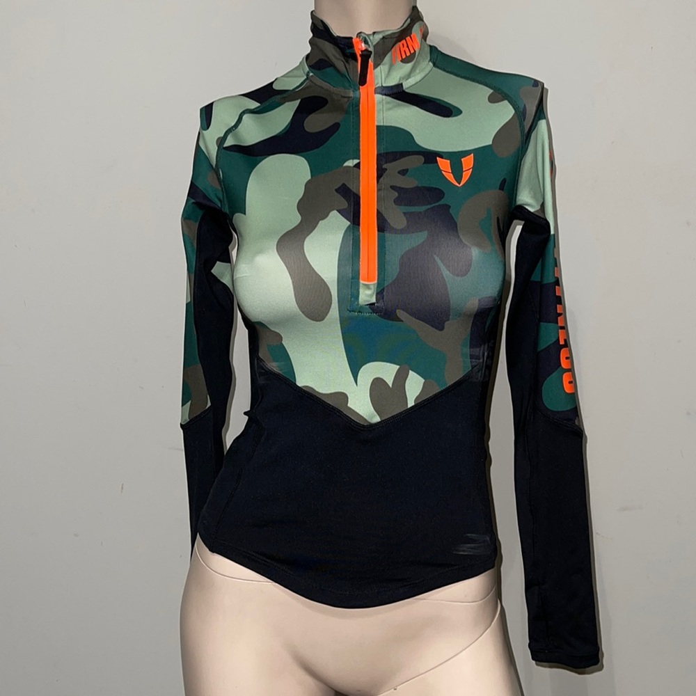 Firm Abs Camo Long Sleeve XS